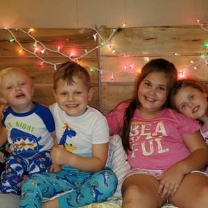 Meet your Posher, Maci